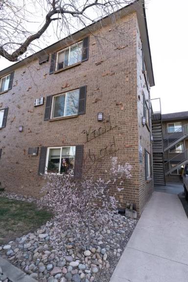 Main picture of 3325 S Clarkson St