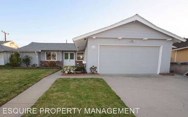 Main picture of 1360 Gardenia St