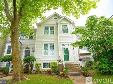 Main picture of 6904 Compton Ln