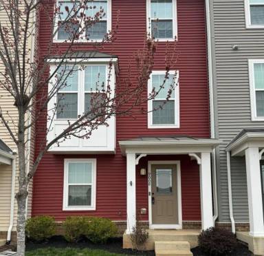 Main picture of 9008 Randolph Cir