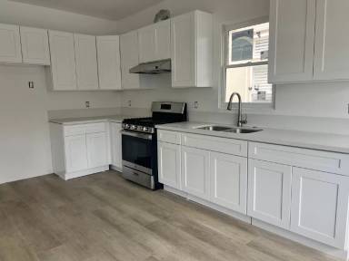 Main picture of 308 N Catalina Ave