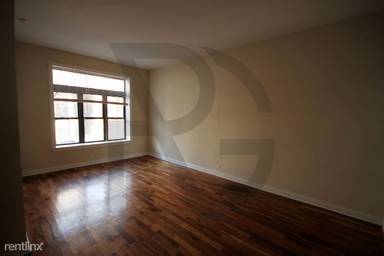 Main picture of 645 W Oakdale Ave