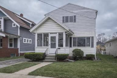 Main picture of 1831 Brussels St