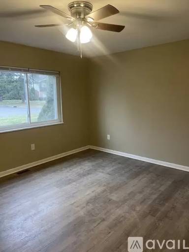 Main picture of 2140 Lake Glen Ct