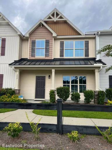 Main picture of 202 Swallowtail Ln
