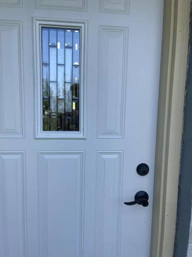 Main picture of 445 W Hewitt Ave