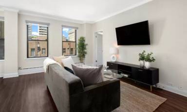 Main picture of 222 E Chestnut Condo