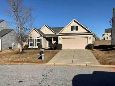 Main picture of 27 Young Harris Dr