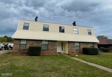 Main picture of 5609 Gary St