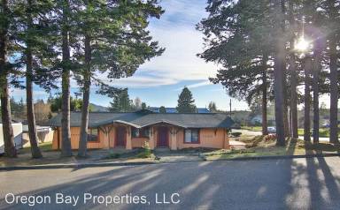 Main picture of 3275 Lindberg Ave