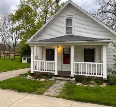 Main picture of 2052 Hamilton Rd