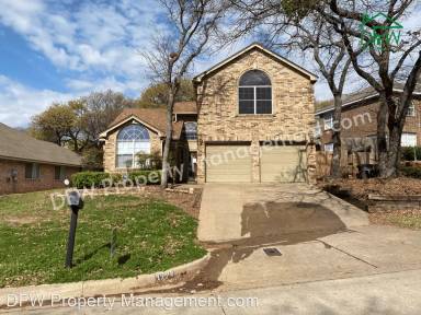 Main picture of 1728 Pacific Pl