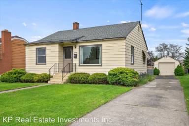 Main picture of 1734 N Nelson St