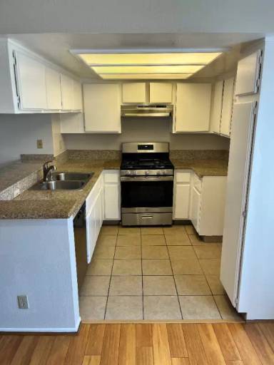 Main picture of 636 E Verdugo Ave