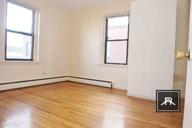 Main picture of 1242 Commonwealth Ave