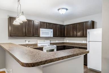 Main picture of 635 Terrace Dr