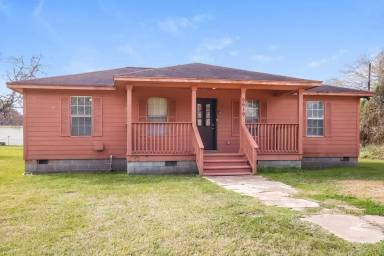 Main picture of 6619 Wayne Johnson Ave
