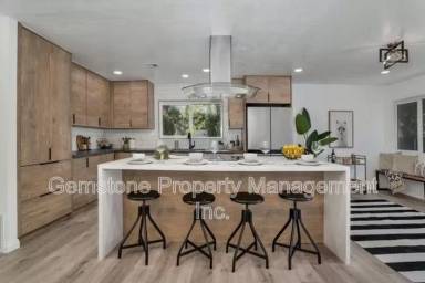 Main picture of 5404 Maisel Way