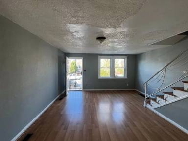 Main picture of 6741 Horrocks St