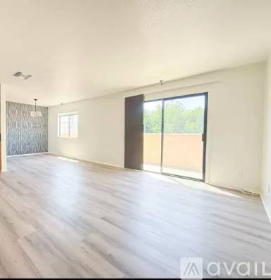 Main picture of 14746 Delano St