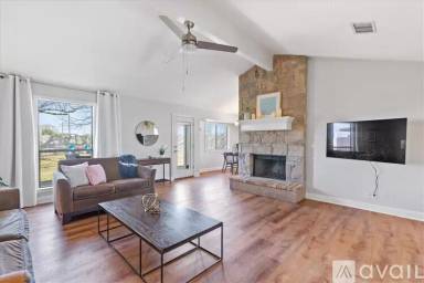 Main picture of 606 Quail Run Rd