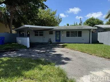 Main picture of 1100 NE 17th Ct