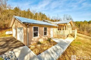 Main picture of 844 Stanton Rd