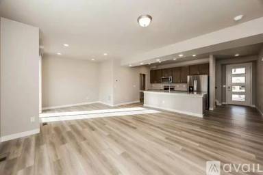 Main picture of 4456 Pepperidge Cir