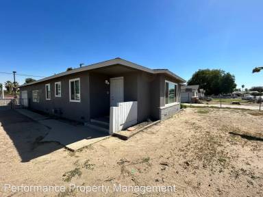 Main picture of 1316 Saxon Way