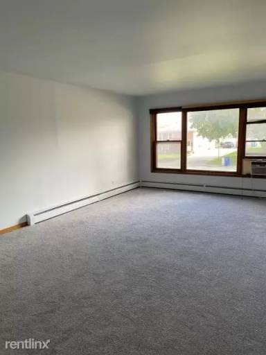 Main picture of 270 Wayne Ct