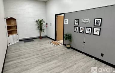 Main picture of 29 N Main St