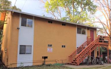 Main picture of 421 W 1st Ave