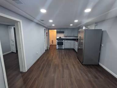 Main picture of 2539 N Monticello Ave