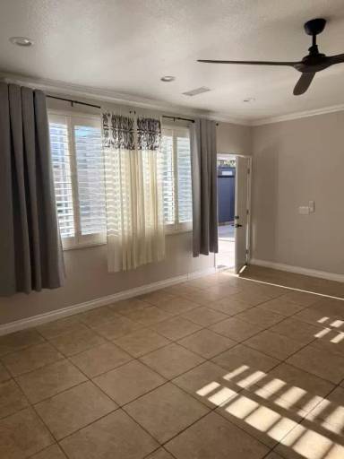 Main picture of 6350 Peach Blossom St