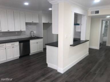 Main picture of 4617 Willis Ave