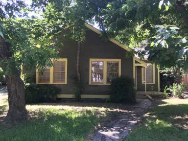 Main picture of 3502 Hollywood Ave
