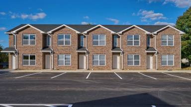 Main picture of 361 Crescent Dr