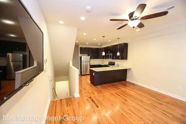 Main picture of 1406 N Willington St
