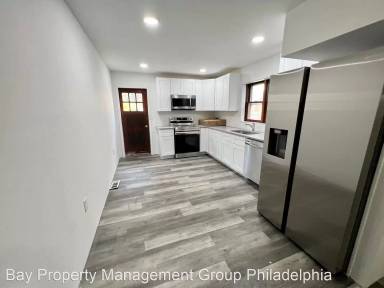 Main picture of 107 Pearl St