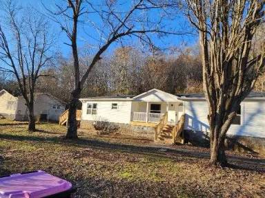 Main picture of 115 Henry Rd
