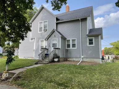 Main picture of 114 N Orient St