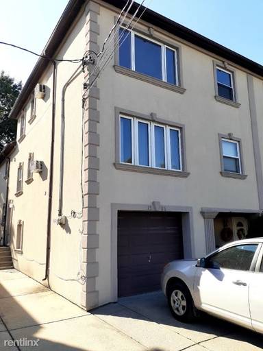 Main picture of 1586 208th Pl