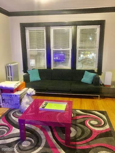 Main picture of 4421 W Fullerton Ave