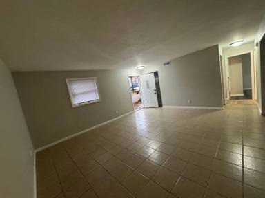 Main picture of 110 W Lake Shore Dr