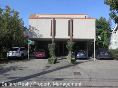 Main picture of 2037 Franklin Ave E