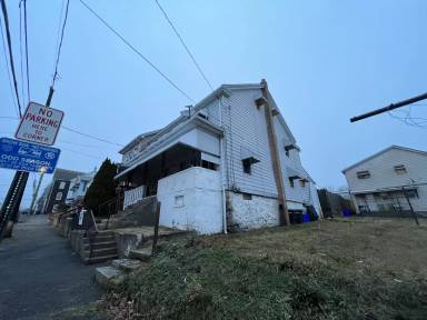 Main picture of 605 Arthur St