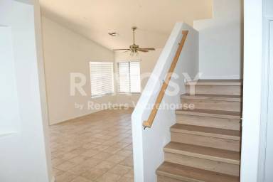 Main picture of 10426 W Oregon Ave