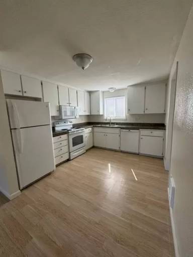 Main picture of 2421 62nd St SE