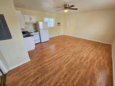 Main picture of 331 S 9th St