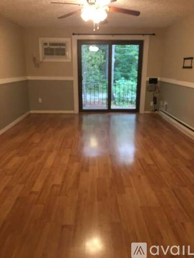 Main picture of 318 Codman Hill Rd